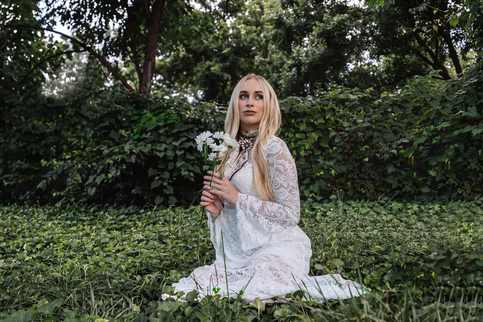 Melanie Dyer photographed for the Daisies From Dirt album session